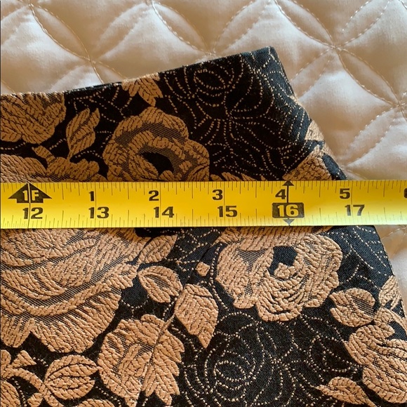 EUC Ann Taylor skirt sz 8P - Picture 8 of 8